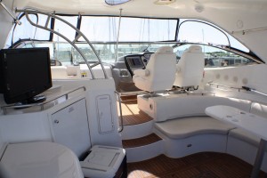 Cruiser Yachts 520 Express For Sale